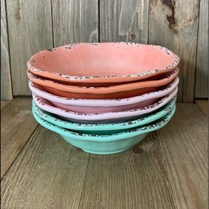 6 Tommy Bahama Melamine Crackle Bowls